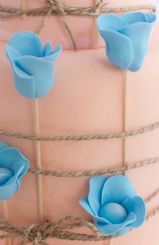 Celebrate Cakes Sugar Flowers - sugar rose buds